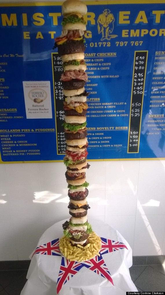 162 cm magas és 30 ezer kalóriás hamburger