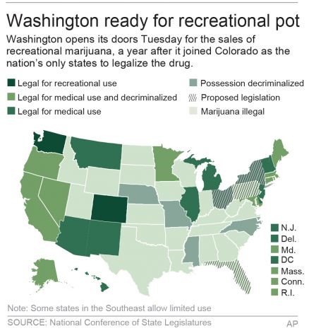 Washington államban hétfőn hajnalban kiadták az első marihuána kereskedelmi engedélyeket.