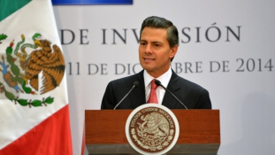 A mexikói elnöknek „rossz a sajtója”