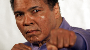 Meghalt Muhammad Ali, a bokszlegenda